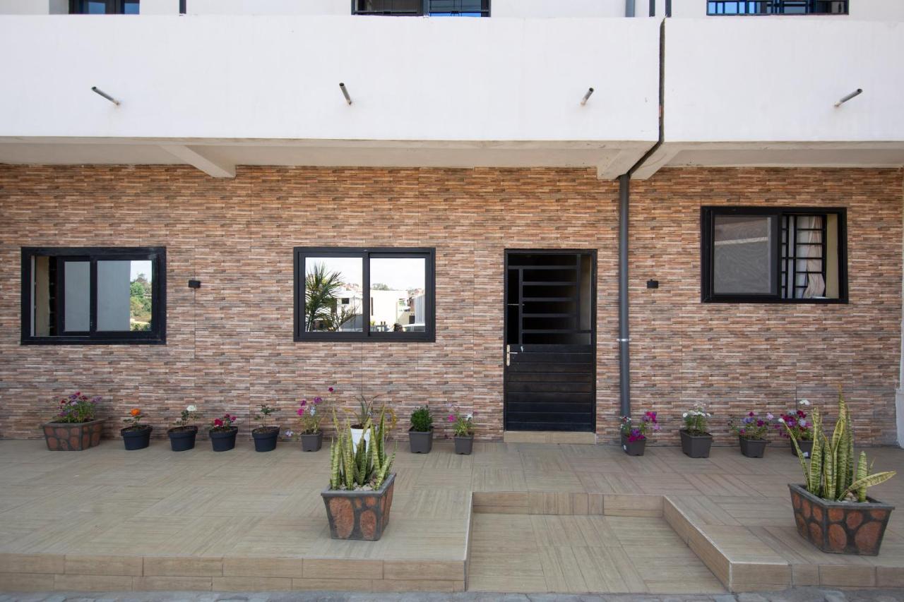 Milestone City Appartements - Avec Restaurant - Sans Coupure D'Electricite - Vues Imprenables Antananarivo Exterior photo