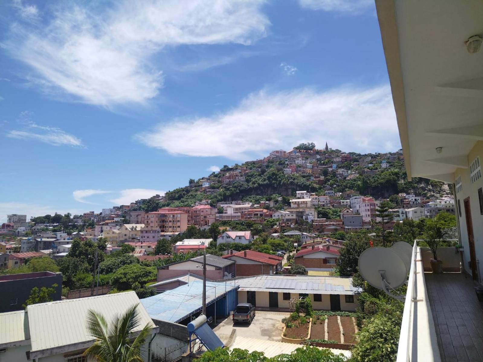 Milestone City Appartements - Avec Restaurant - Sans Coupure D'Electricite - Vues Imprenables Antananarivo Exterior photo